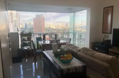 Excelente apartamento para locação em Barueri-SP, no Alphaville Empresarial: 2 quartos, 1 suíte, 2 salas, 2 banheiros, 1 vaga, 54m².