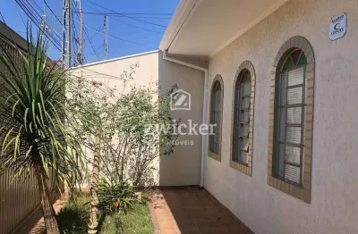 Casa com 3 quartos à venda na Vila Lemos, Bauru 