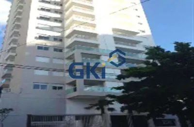 Excelente apto no brooklin, cozinha  com pia de mármore, suite com tv giratória para sala. com ar.