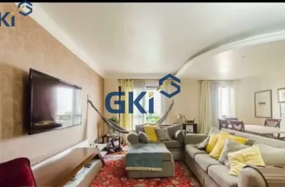 Amplo apartamento 3 dormts/ 2 suítes/2 vagas  vende-se em bairro nobre !!