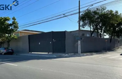 Vende-se predio comercial 1.940m² - localização privilegiada / 1942m².