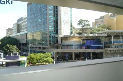 Av. rebouças, em frente ao complexo das clinicas e prox. av. paulista