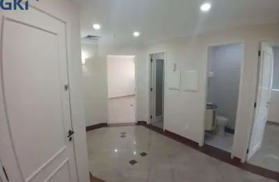 Prédio com 3 salas para alugar na Avenida Vereador José Diniz, 3720, Campo Belo, São Paulo