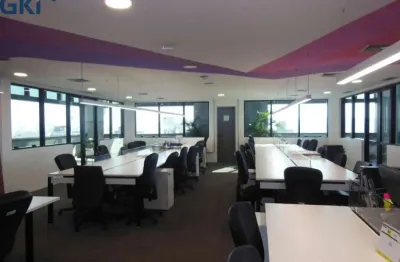 Cobertura comercial itaim-bibi skyline incomparável: 366m², 3 varandas, 8 vagas.