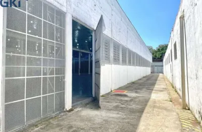 Lindo galpão  próximo ao ceagesp, para utilização em armazenagem, logística ou serviços.