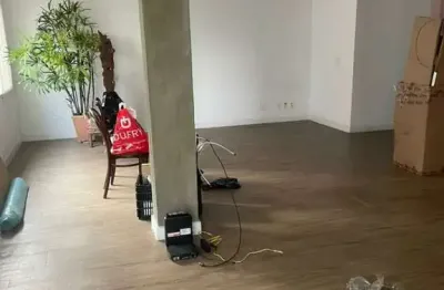 Apartamento com 164 metros quadrados 2 dormitórios 2 suite próximo da estação de metro socar freire