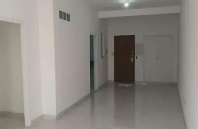 Apartamento com quintal privativo próximo ao metrô santa cecília