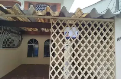 A casa fica localizada na rua giacomo carissimi vila adalgisa