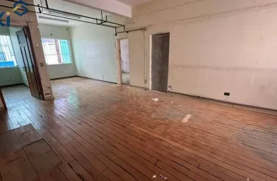 Conjunto comercial na barão de limeira, pertinho do metrô república