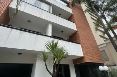 Aparamento com 64 metros 2 dormitorio sendo uma suite proximo o metro oscar freire