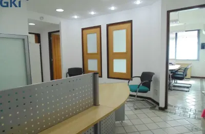 Sala comercial com 4 salas para alugar na Avenida General Furtado Nascimento, 740, Alto de Pinheiros, São Paulo
