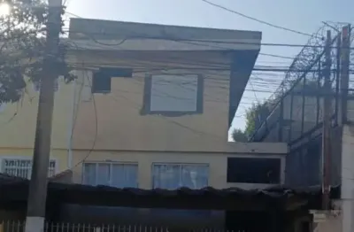 Casa a venda c/ 150 m. ac, 300 m. terreno, 3 dormit. sendo 1 suite, 2 vagas. próx. ao metrô morumbi.