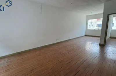 Conjunto comercial na barão de limeira, pertinho do metrô república