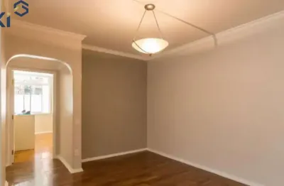 Amplo apartamento com ótima iluminação e localização privilegiada!