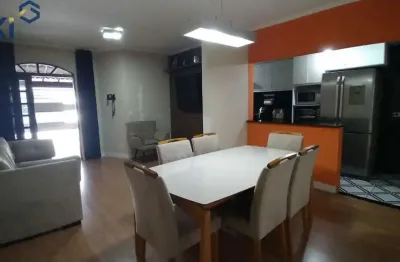 Casa com 2 quartos à venda na Rua Fábio Andreotti, 81, Jardim Santa Marina, Jacareí