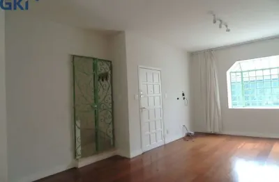 Casa em condomínio fechado com 4 quartos para alugar no Jardim Paulistano, São Paulo 