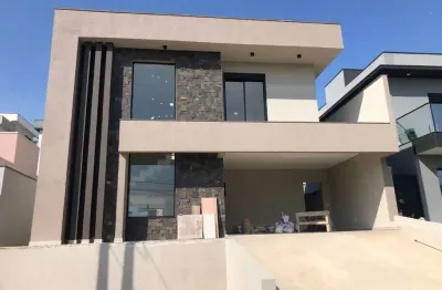 Casa com 3 suítes, piscina e mezanino com banheiro no condomínio terra magna