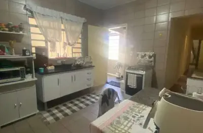 Casa com 2 quartos à venda na Vila Almeida, Indaiatuba 
