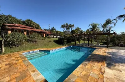Chácara com 4 dormitório e piscina condomínio lagos de shanadu