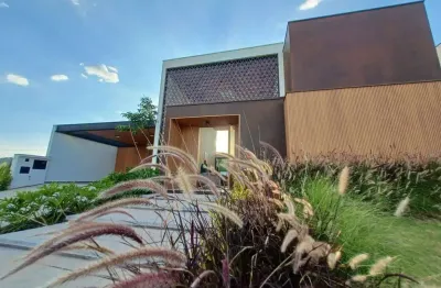 Casa nova com excelente projeto no condomínio vila dos pinheiros 4 suítes, escritório, piscina e automação