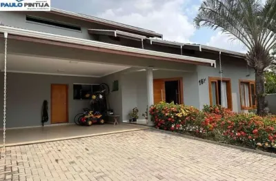 Casa térrea charmosa e aconchegante com 4 suítes no condomínio vila inglesa - indaiatuba/sp