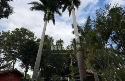 Chácara no mosteiro de itaici com fundo para o lago do condomínio