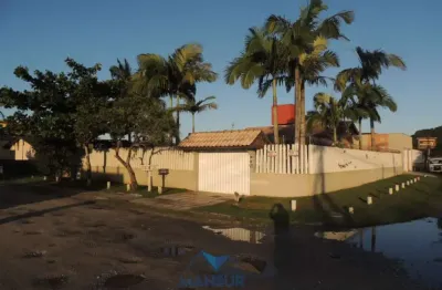 Casa com 3 dormitórios à venda, 215 m² por r$ 1.700.000,00 - pontal do sul - pontal do paraná/pr