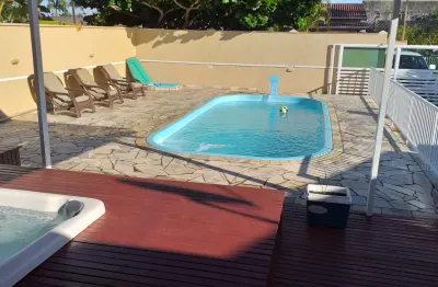 Casa com 4 quartos para alugar na Rua Irene Marta Troiani Lima, 1404, Shangri-lá, Pontal do Paraná