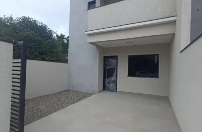 Lindo sobrado, novo, recém entregue, muito bem localizado