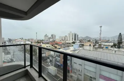 Lindo prédio, novo, recém entregue, perto da praia, no centro