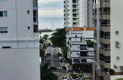 Lindo apartamento, super bem localizado, bem perto da praia com 3 vagas de garagem