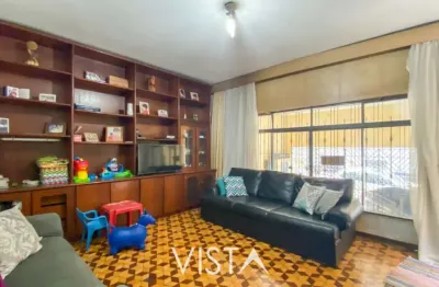 Casa assobradada - 4 dormitórios -  5 banheiros - 2 vagas de garagem + ponto comercial
