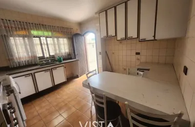 Sobrado com 3 quartos e 4 banheiros à venda, 200 m² | jd textil