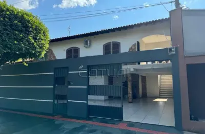 Casa com 3 quartos à venda na Rua Adriano Marino Gomes, 166, Monte Belo, Londrina