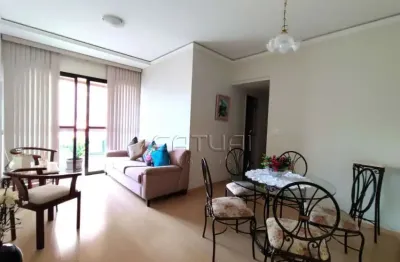 Apartamento com 3 quartos para alugar na Avenida Rio de Janeiro, 1675, Centro, Londrina