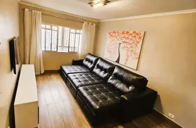 Sobrado à venda com 3 dormitórios, suíte, e 2 vagas de garagens, no jardim prudência