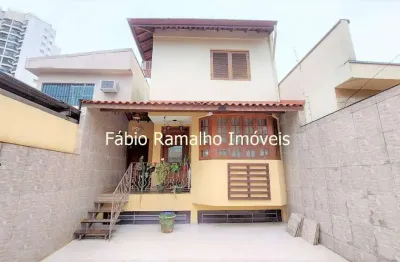 Sobradão localizado entre a estação alto do ipiranga e sacomã.