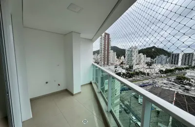 Lindo apartamento 3 suítes com sacada e vista, pronto para morar.