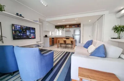 Apartamento com 3 quartos, 2 banheiros, 2 vagas de garagem e 114 m²