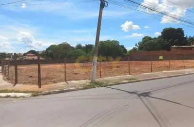 Terreno à venda na Rua Governador Pedro Pedrossian, Centro Norte, Várzea Grande