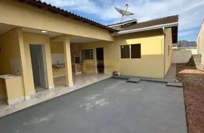 Casa em condomínio fechado com 3 quartos à venda na Rua Tuiuiú, Recanto dos Pássaros, Cuiabá