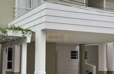 Vende-se sobrado condomínio malibu residence (prox. centro politico)