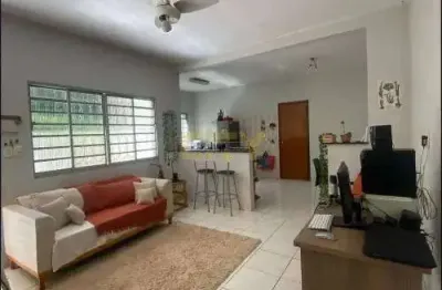 Casa com 2 quartos à venda na Rua Álvares de Azevedo, Santa Cruz, Cuiabá