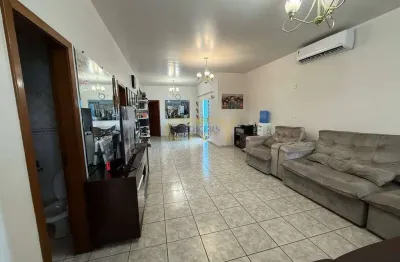 Casa com 4 quartos à venda na Alameda Araguaia, Jardim Itália, Cuiabá