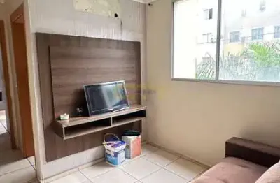 Vende-se apartamento condomínio chapada verde (av. da feb)