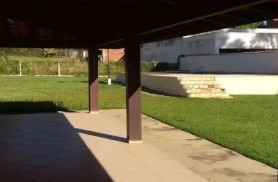 Chácara com 2 dormitórios para alugar, 1000 m² por R$ 4.140,00 - Ana Helena - Jaguariúna/SP