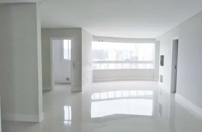 Novo sem uso - excelente apto com 2 suítes + 2 demi-suítes e 3 vagas com lazer completo.