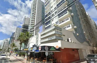 Excelente oportunidade apartamento diferenciado lateral em prédio frente mar com 01 dormitório.