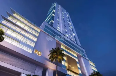 Apartamento alto padrão na quadra do mar no edifício skyline com 04 suítes 03 vagas e lazer completo perto da roda gigante.