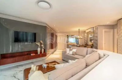 Apartamento finamente mobiliado, equipado e decorado com 03 suítes no brava home resort na praia brava.